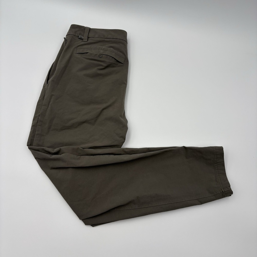 Lululemon Commission Slim Fit Pant Grey Size 30 Mens Golf Travel Chinos
